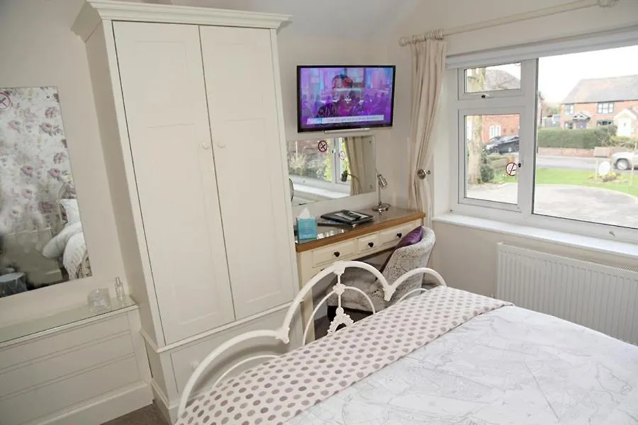 The Hinton Guest House Knutsford 4*,