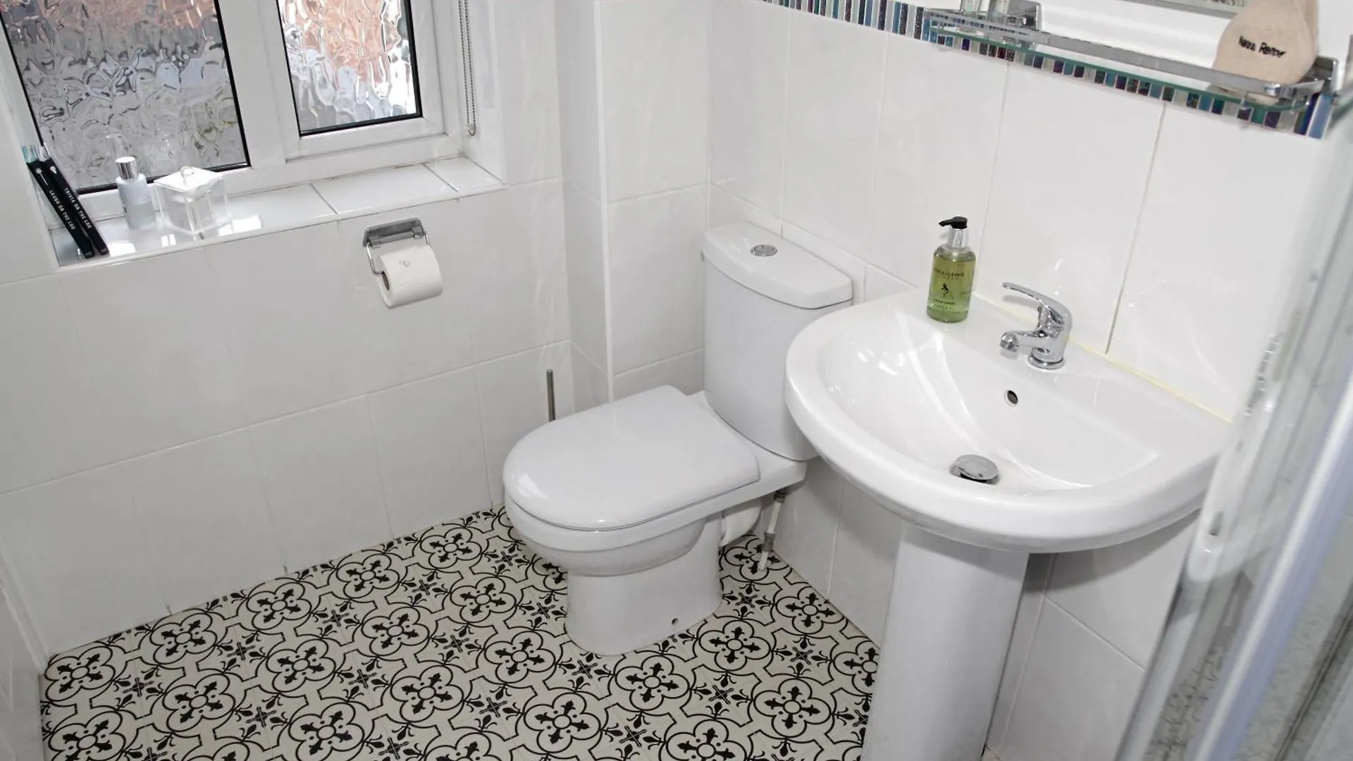 The Hinton Guest House Knutsford Bed & Breakfast