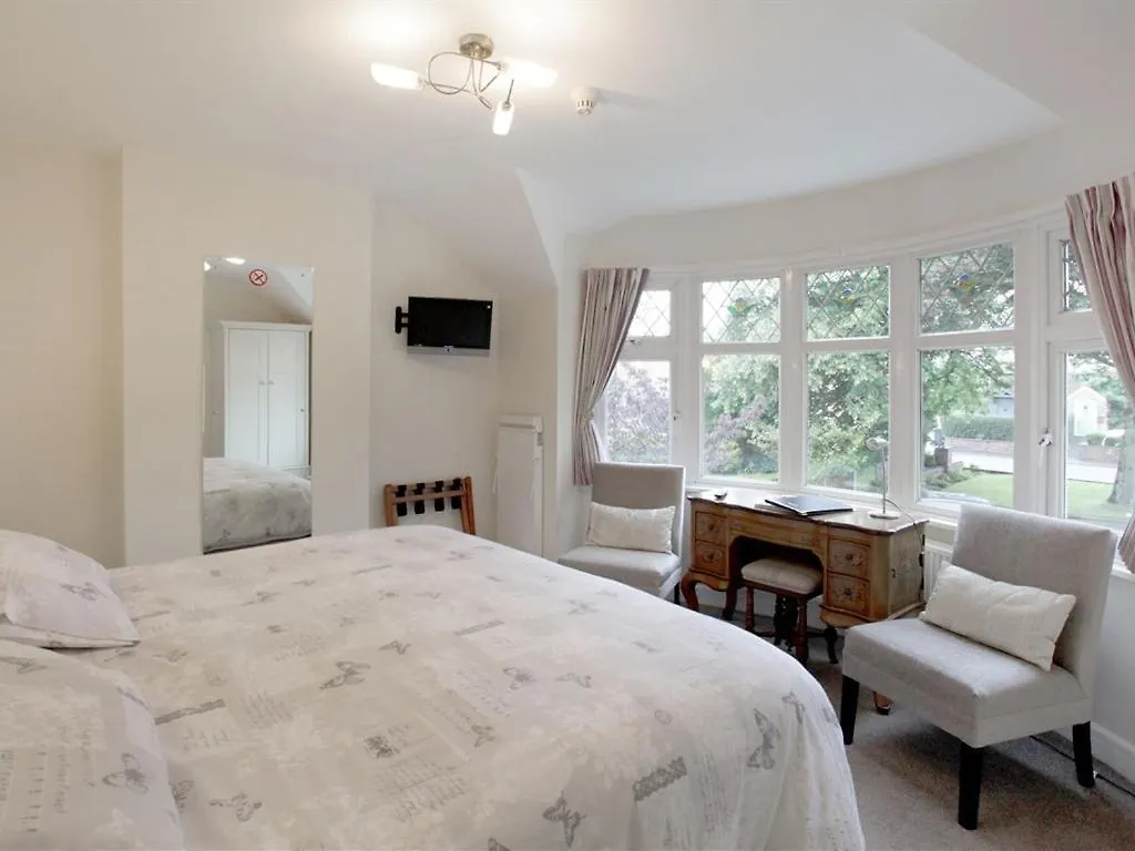 The Hinton Guest House Knutsford Bed & Breakfast